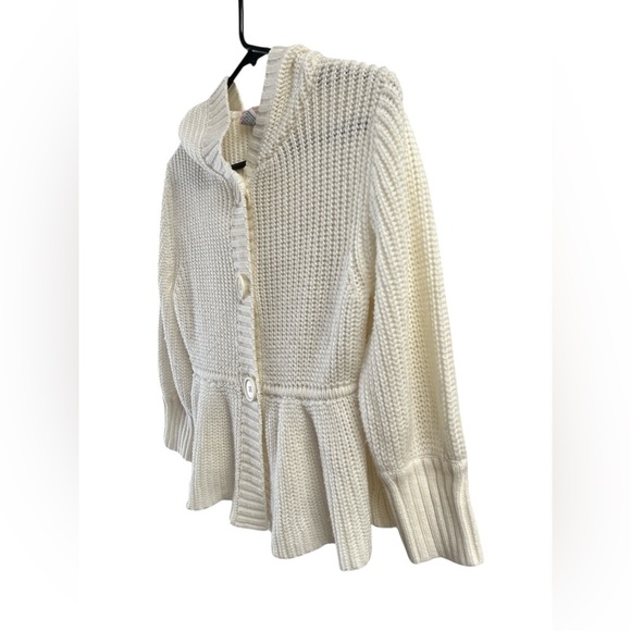 White knit vintage ruffled button down jacket sweater - Picture 2 of 5